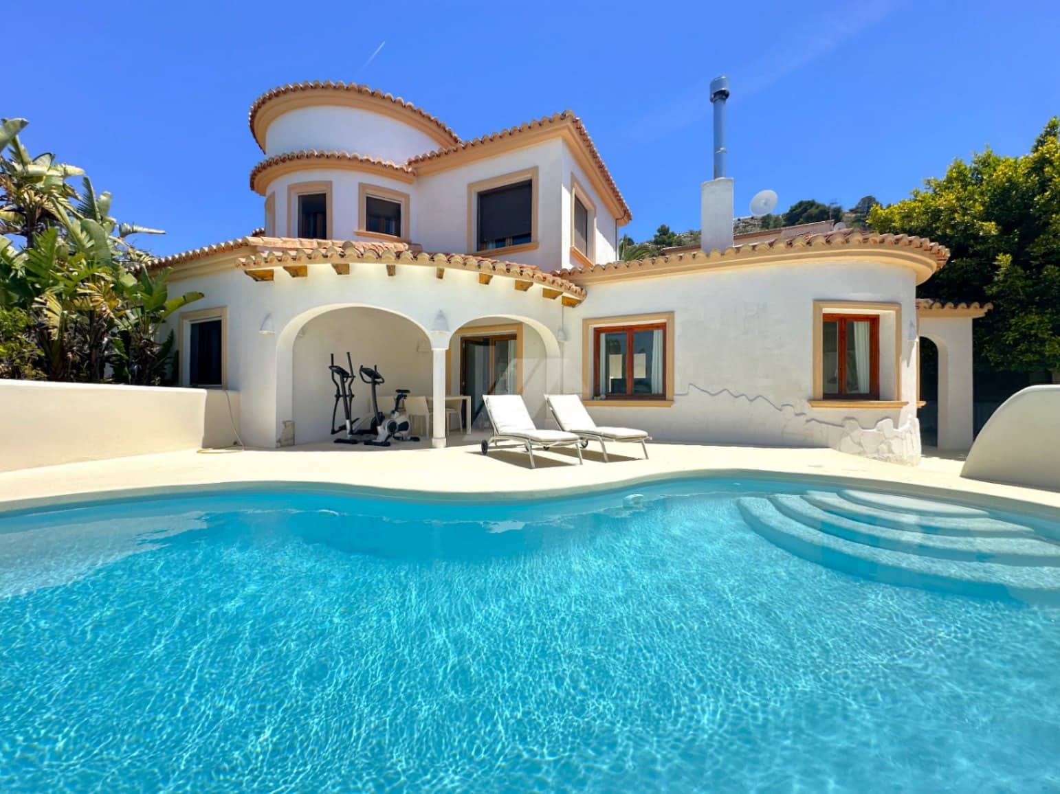 3 soveværelse Villa til salg i Benitachell / Benitatxell med swimmingpool garage - € 865.000 (Ref: 9866089)