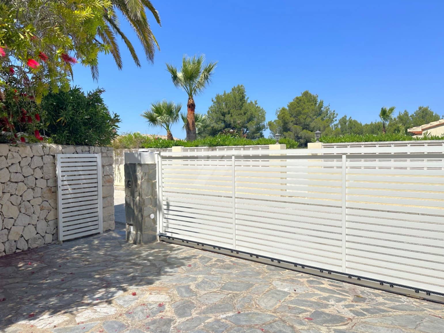 3 soveværelse Villa til salg i Benitachell / Benitatxell med swimmingpool garage - € 865.000 (Ref: 9866089)