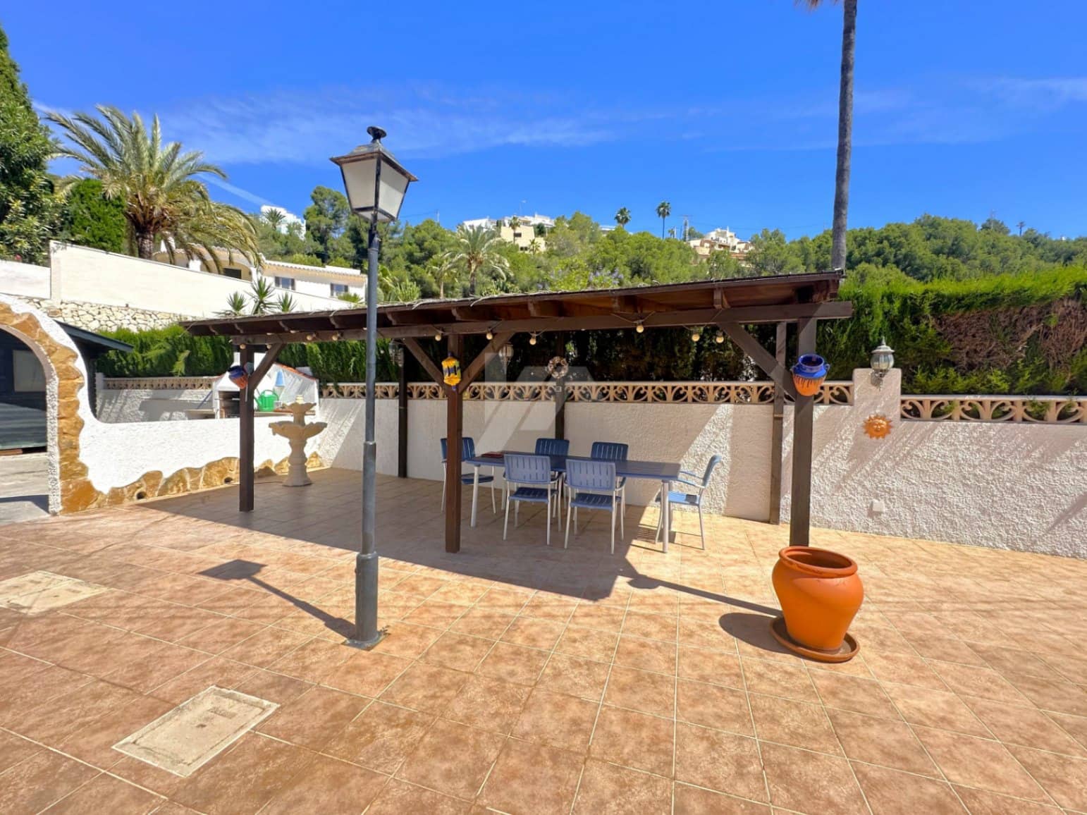 3 soverom Villa til salgs i Moraira med svømmebasseng garasje - € 595 000 (Ref: 9872281)
