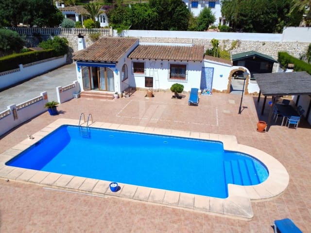 3 soverom Villa til salgs i Benimeit - Tabaira, Teulada-Moraira med svømmebasseng garasje - € 595 000 (Ref: 9872281)