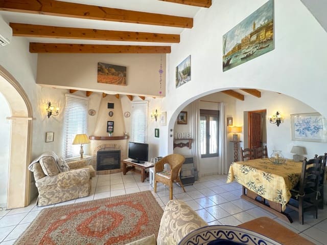 3 soverom Villa til salgs i Benimeit - Tabaira, Teulada-Moraira med svømmebasseng garasje - € 595 000 (Ref: 9872281)