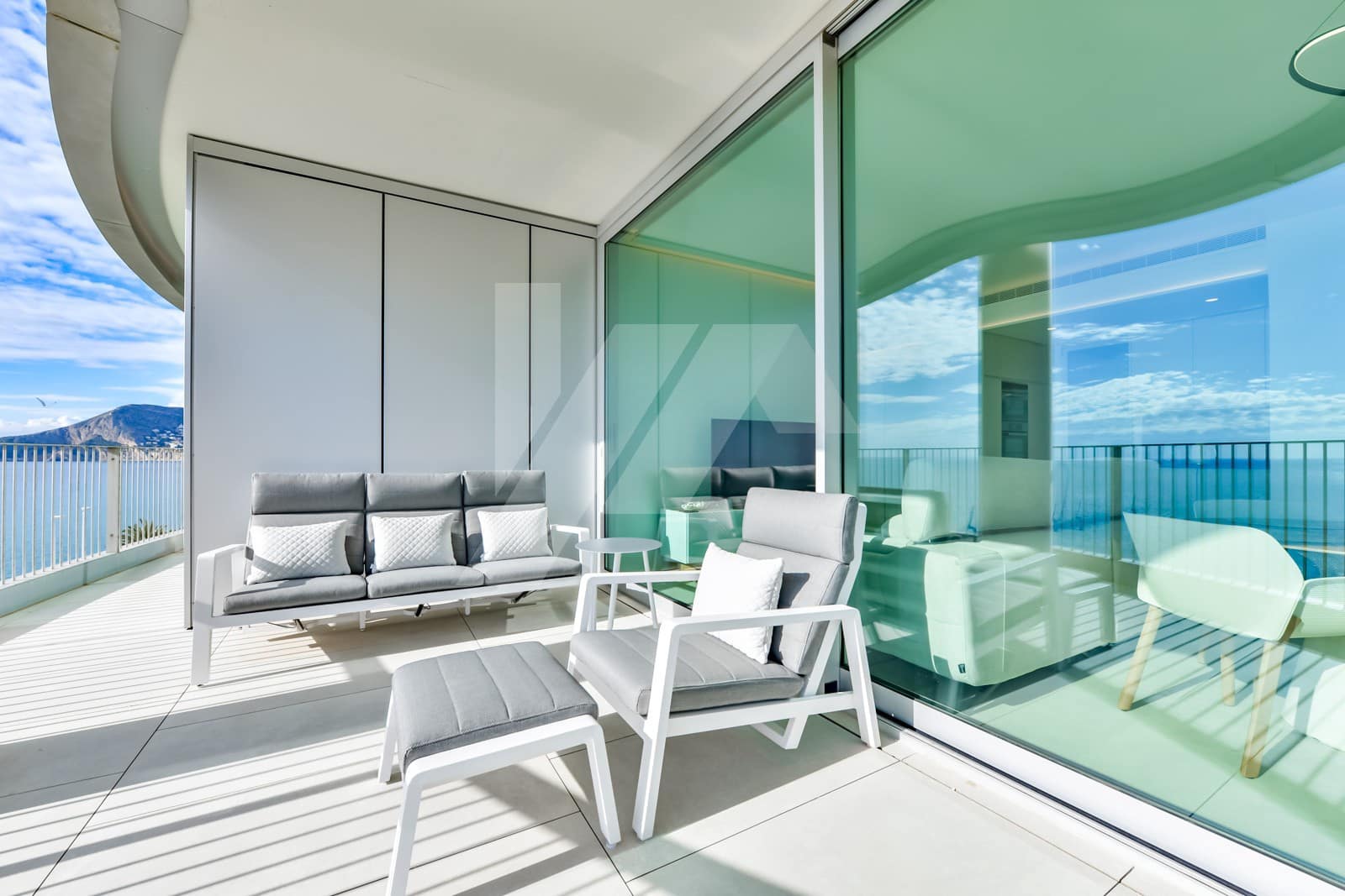 2 bedroom Apartment for sale in Calpe / Calp with pool garage - € 990,000 (Ref: 9879766)