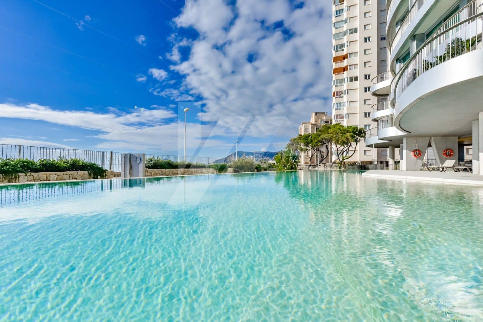 2 bedroom Apartment for sale in Calpe / Calp with pool garage - € 990,000 (Ref: 9879766)
