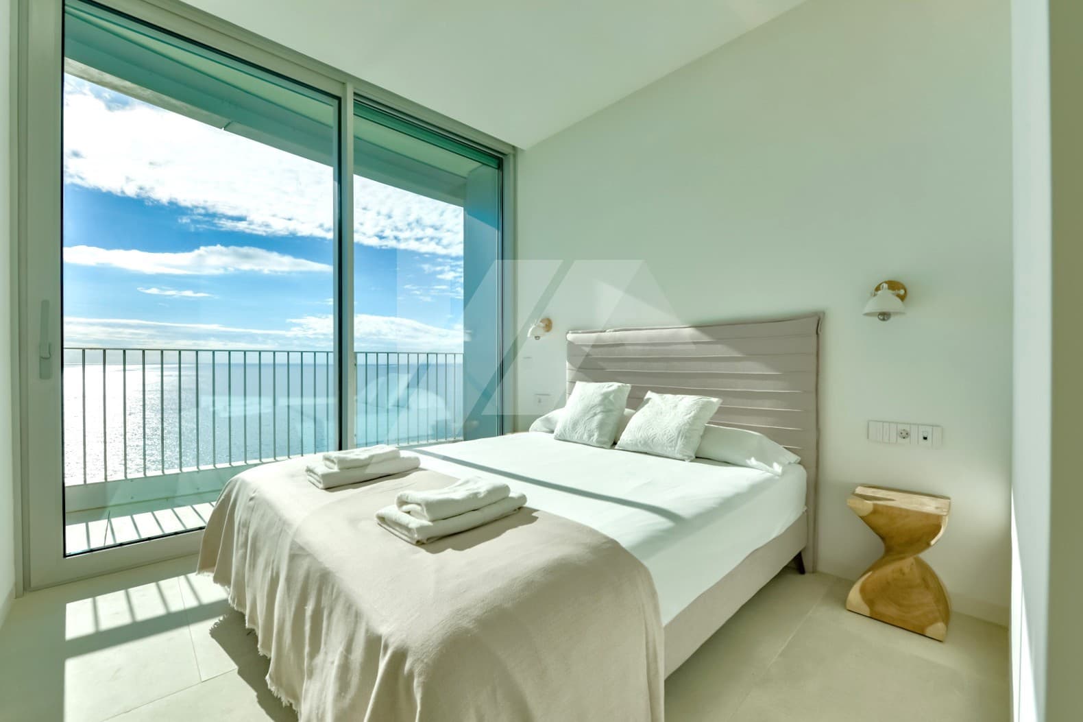 2 bedroom Apartment for sale in Calpe / Calp with pool garage - € 990,000 (Ref: 9879766)