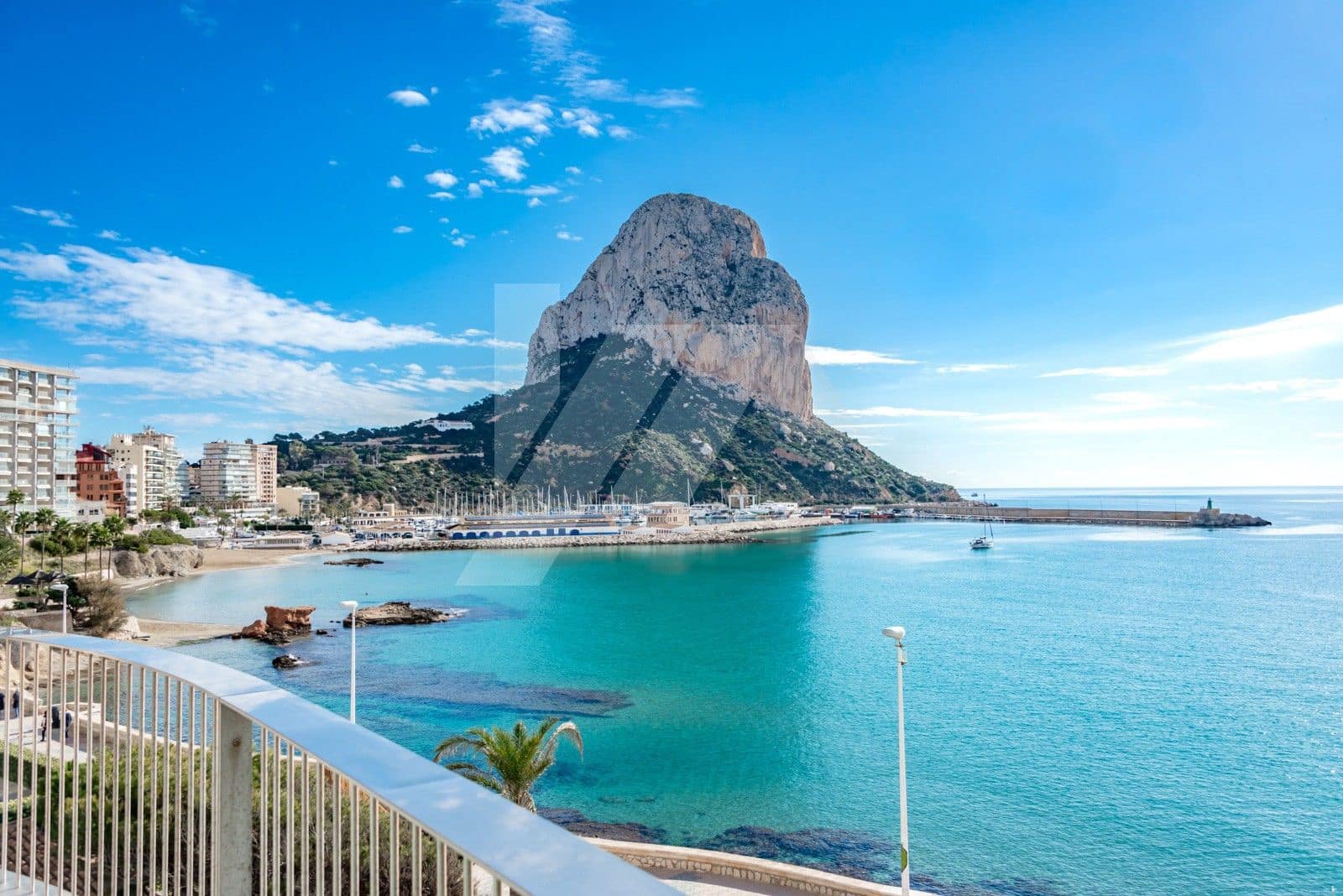 2 bedroom Apartment for sale in Calpe / Calp with pool garage - € 990,000 (Ref: 9879766)