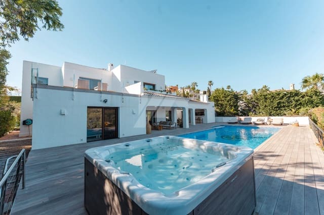 Chalet de 6 habitaciones en Paichi, Teulada-Moraira en venta con piscina garaje - 1.995.000 € (Ref: 9879767)