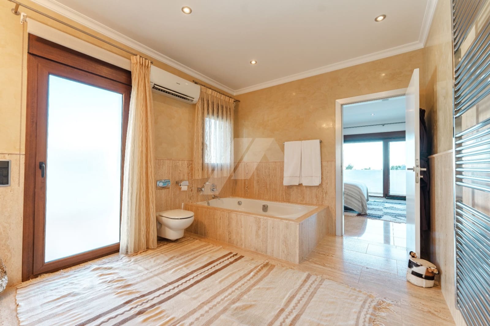 Chalet de 6 habitaciones en Moraira en venta con piscina garaje - 1.995.000 € (Ref: 9879767)