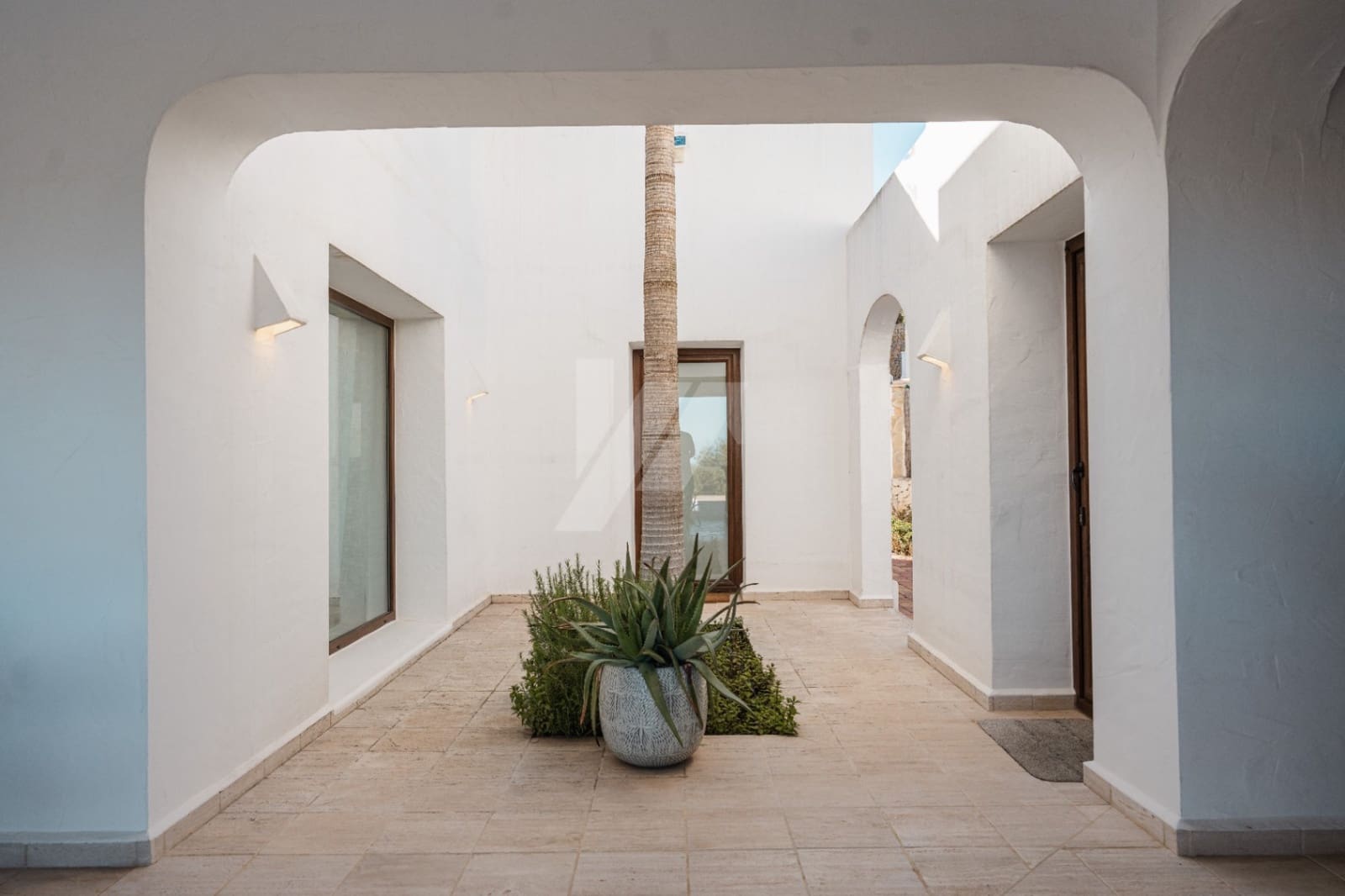 Chalet de 6 habitaciones en Moraira en venta con piscina garaje - 1.995.000 € (Ref: 9879767)