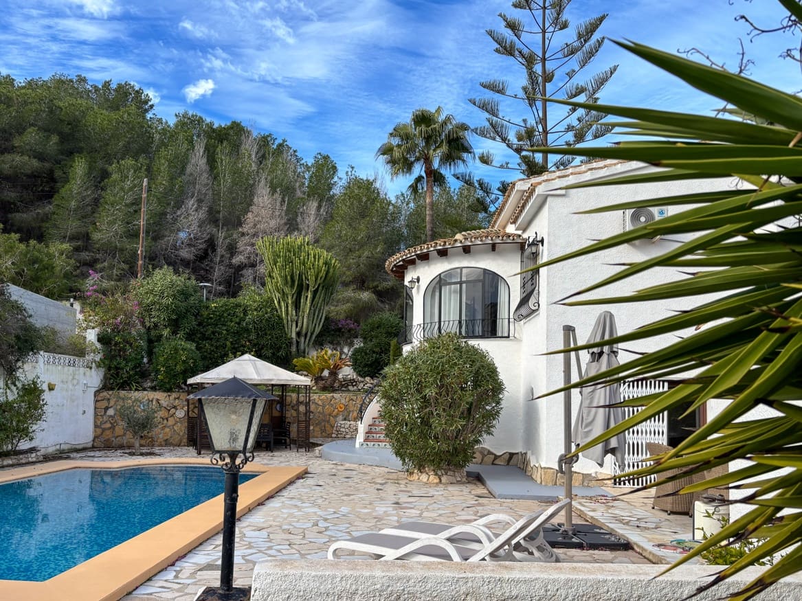 4 sovrum Villa till salu i Moraira med pool - 550 000 € (Ref: 9879774)