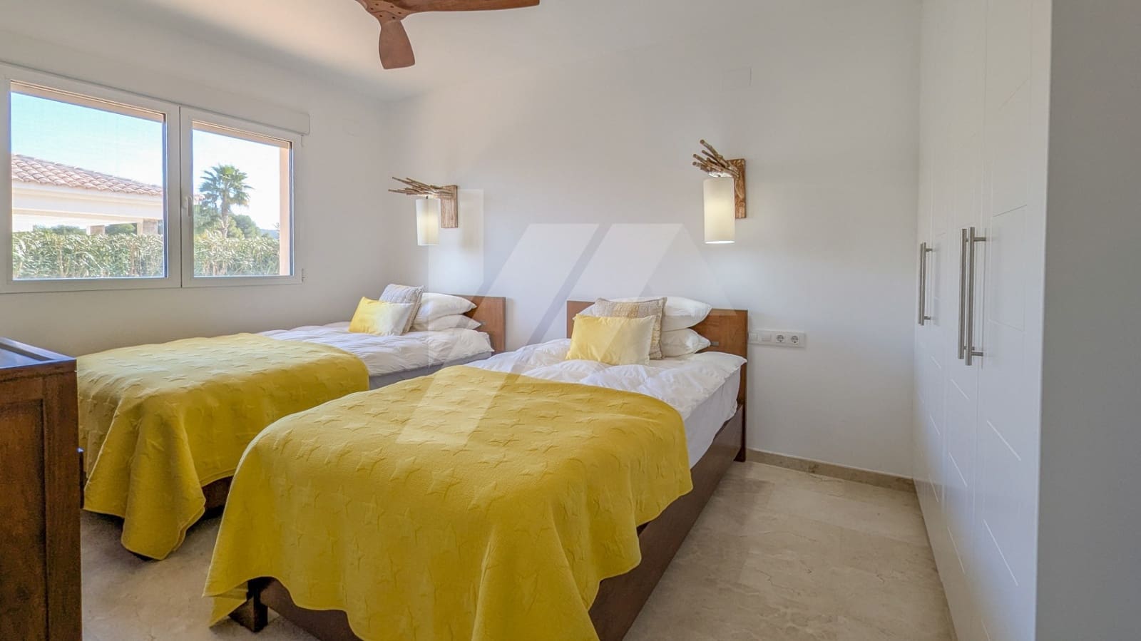 4 soveværelse Villa til salg i Javea / Xabia med swimmingpool garage - € 1.375.000 (Ref: 9879776)