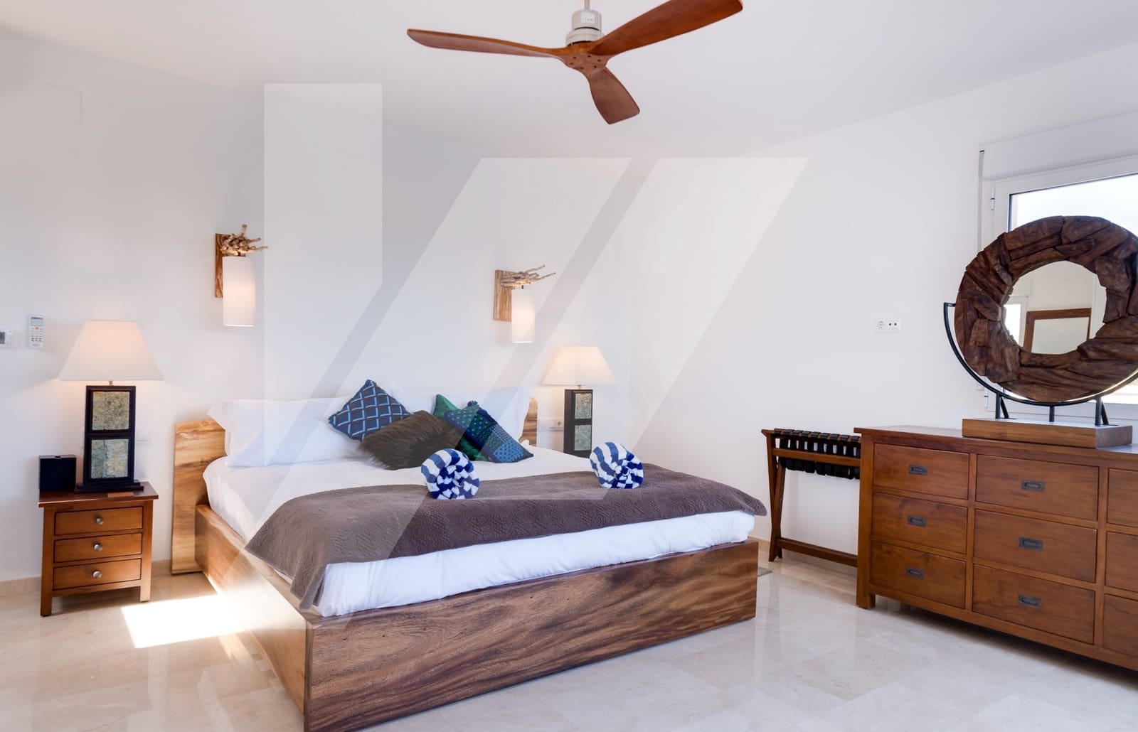 4 soveværelse Villa til salg i Javea / Xabia med swimmingpool garage - € 1.375.000 (Ref: 9879776)