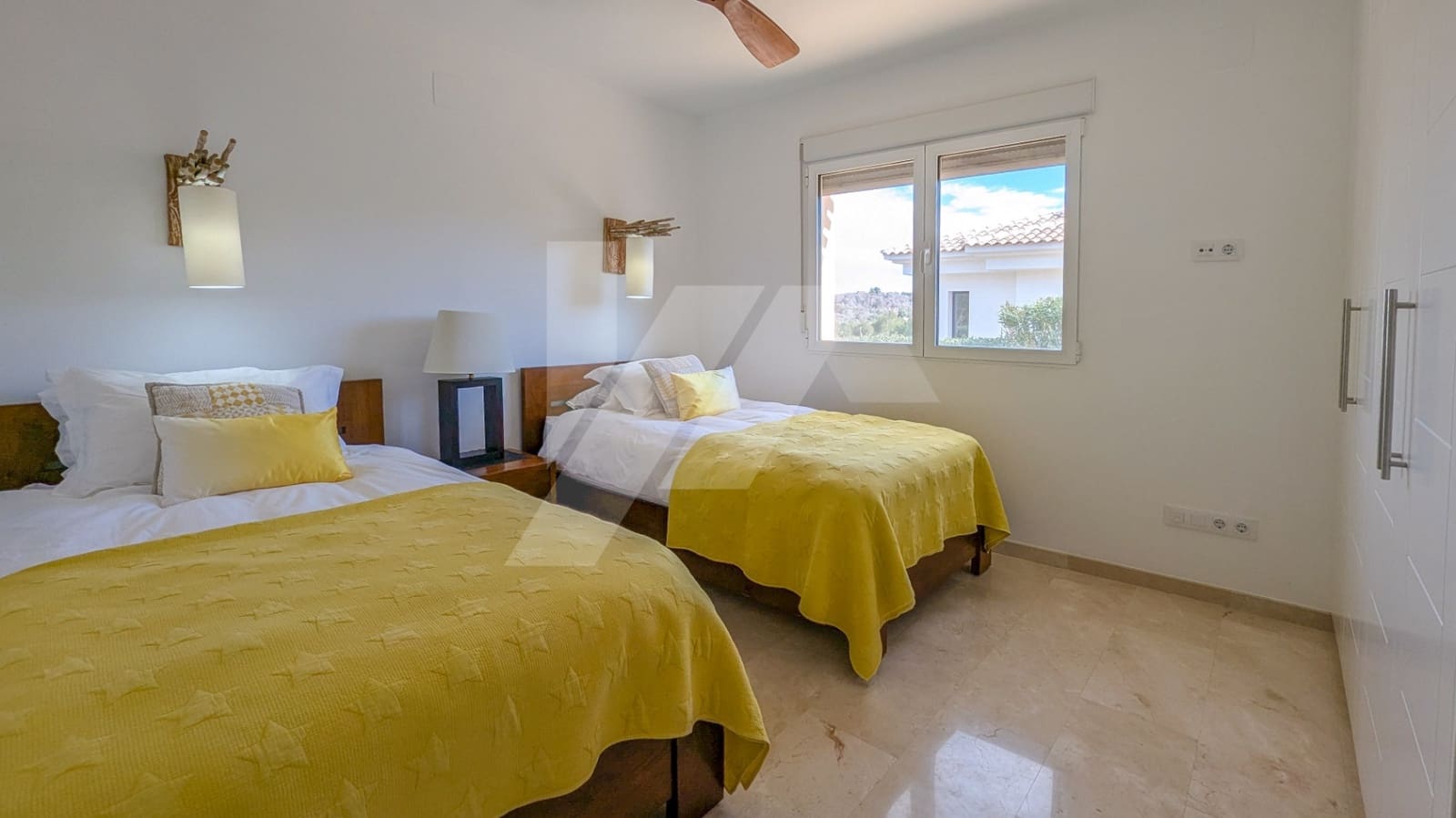 4 soveværelse Villa til salg i Javea / Xabia med swimmingpool garage - € 1.375.000 (Ref: 9879776)