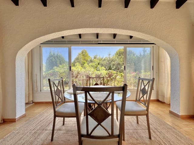 3 soveværelse Villa til salg i Benimeit - Tabaira, Teulada-Moraira med swimmingpool garage - € 635.000 (Ref: 9879781)