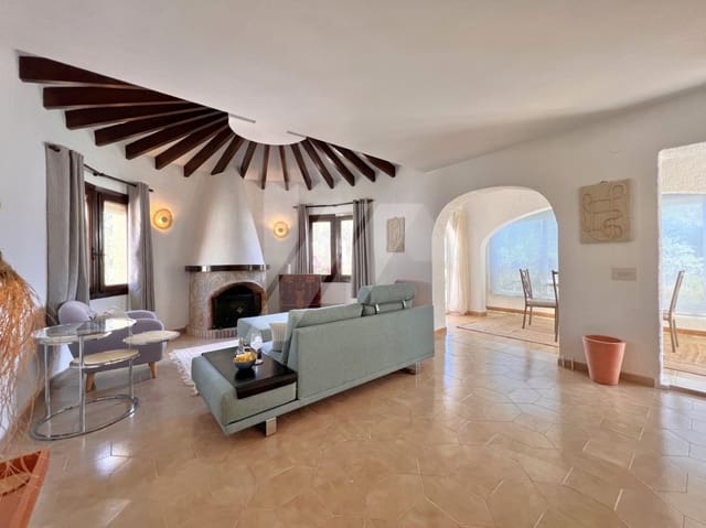 3 soveværelse Villa til salg i Benimeit - Tabaira, Teulada-Moraira med swimmingpool garage - € 635.000 (Ref: 9879781)