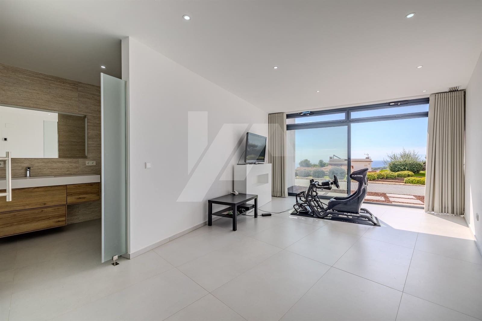 8 bedroom Villa for sale in Benissa with pool garage - € 4,490,000 (Ref: 9879782)
