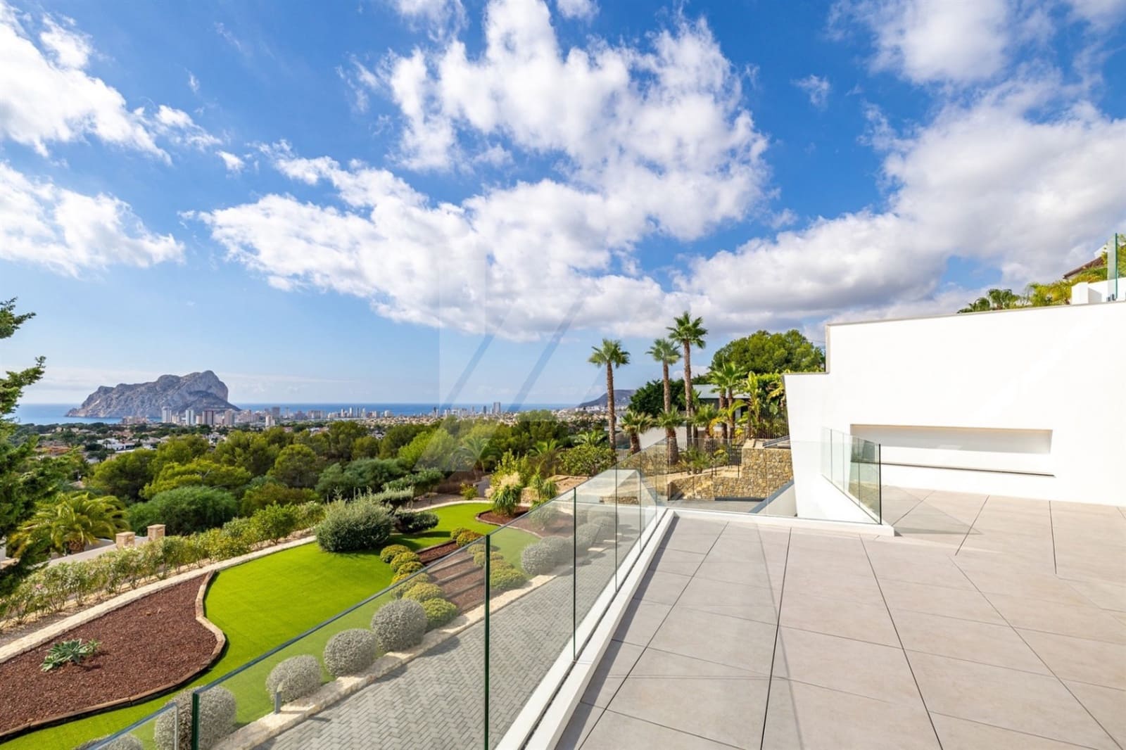 8 bedroom Villa for sale in Benissa with pool garage - € 4,490,000 (Ref: 9879782)