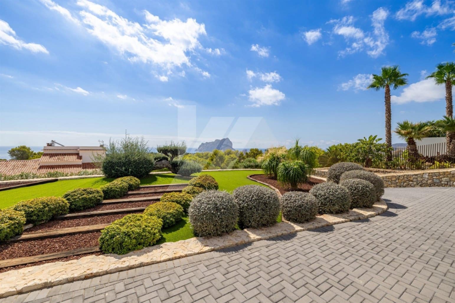 8 bedroom Villa for sale in Benissa with pool garage - € 4,490,000 (Ref: 9879782)