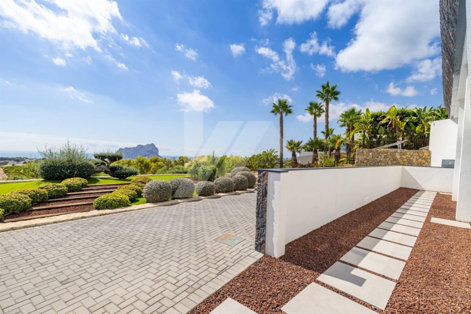 8 bedroom Villa for sale in Benissa with pool garage - € 4,490,000 (Ref: 9879782)