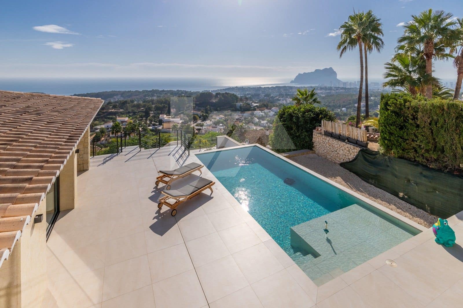 3 bedroom Villa for sale in Benissa with pool garage - € 2,600,000 (Ref: 9879783)
