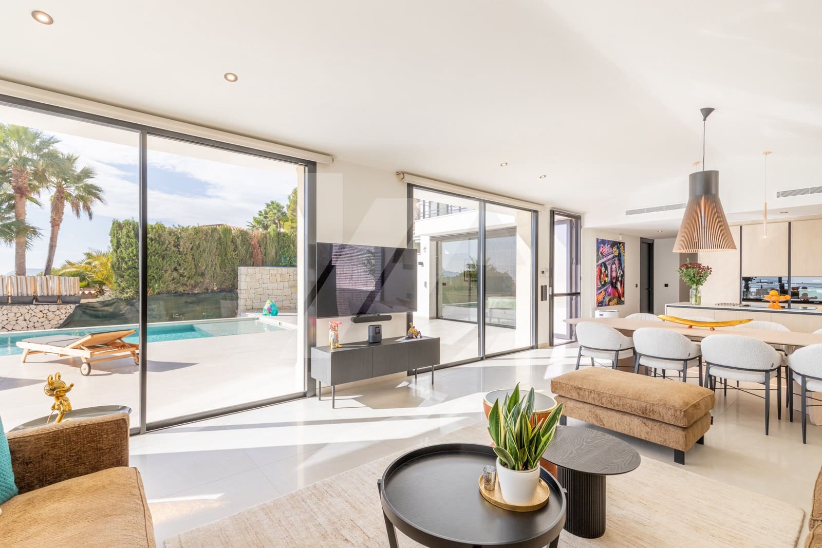 3 bedroom Villa for sale in Benissa with pool garage - € 2,600,000 (Ref: 9879783)