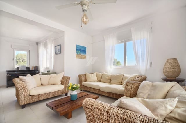 5 slaapkamer Villa te koop in Partides comunes - Adsubia, Javea / Xàbia met zwembad garage - € 995.000 (Ref: 9879784)