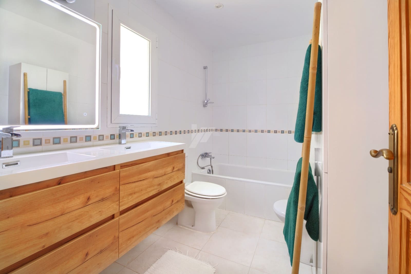 5 slaapkamer Villa te koop in Javea / Xabia met zwembad garage - € 995.000 (Ref: 9879784)