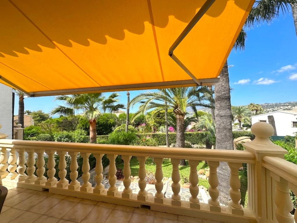 3 sovrum Bungalow till salu i Moraira med pool garage - 550 000 € (Ref: 9915142)