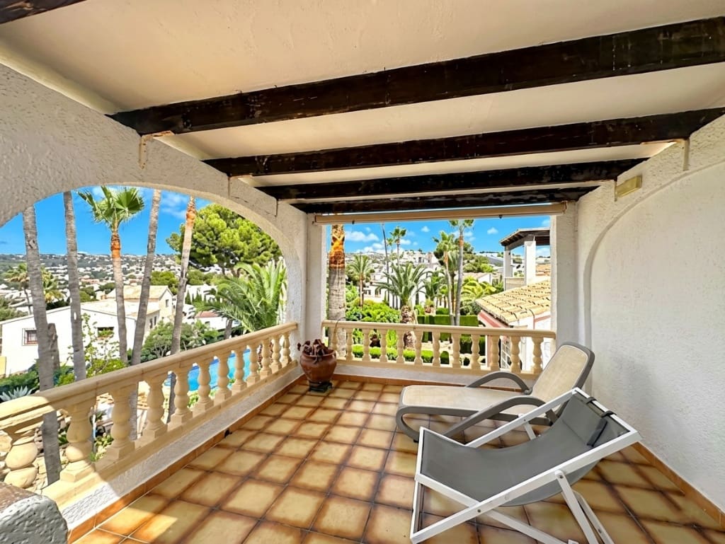 3 sovrum Bungalow till salu i Moraira med pool garage - 550 000 € (Ref: 9915142)