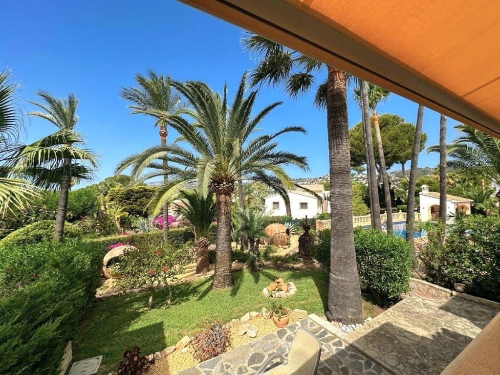 3 sovrum Bungalow till salu i Moraira med pool garage - 550 000 € (Ref: 9915142)