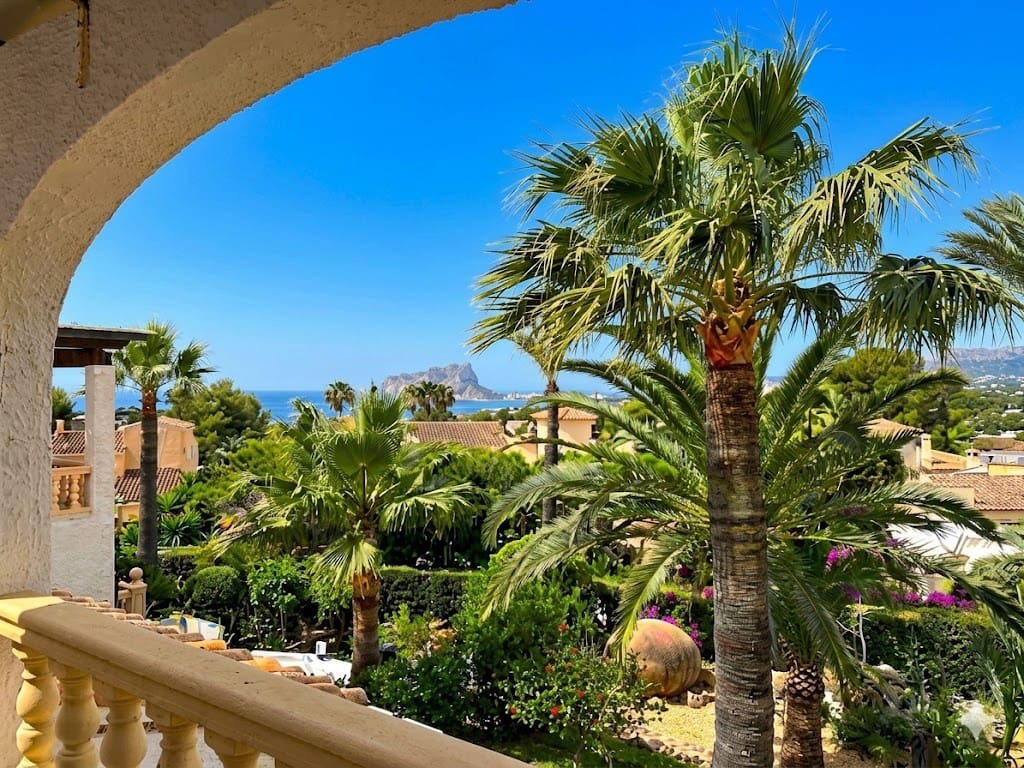 3 sovrum Bungalow till salu i Moraira med pool garage - 550 000 € (Ref: 9915142)