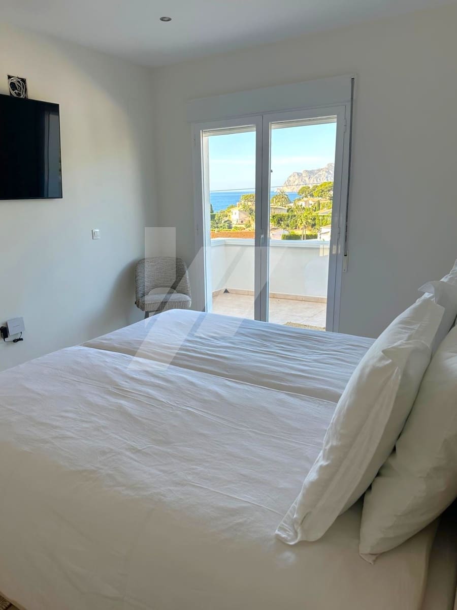 3 bedroom Villa for sale in Benissa with pool garage - € 1,450,000 (Ref: 9935129)