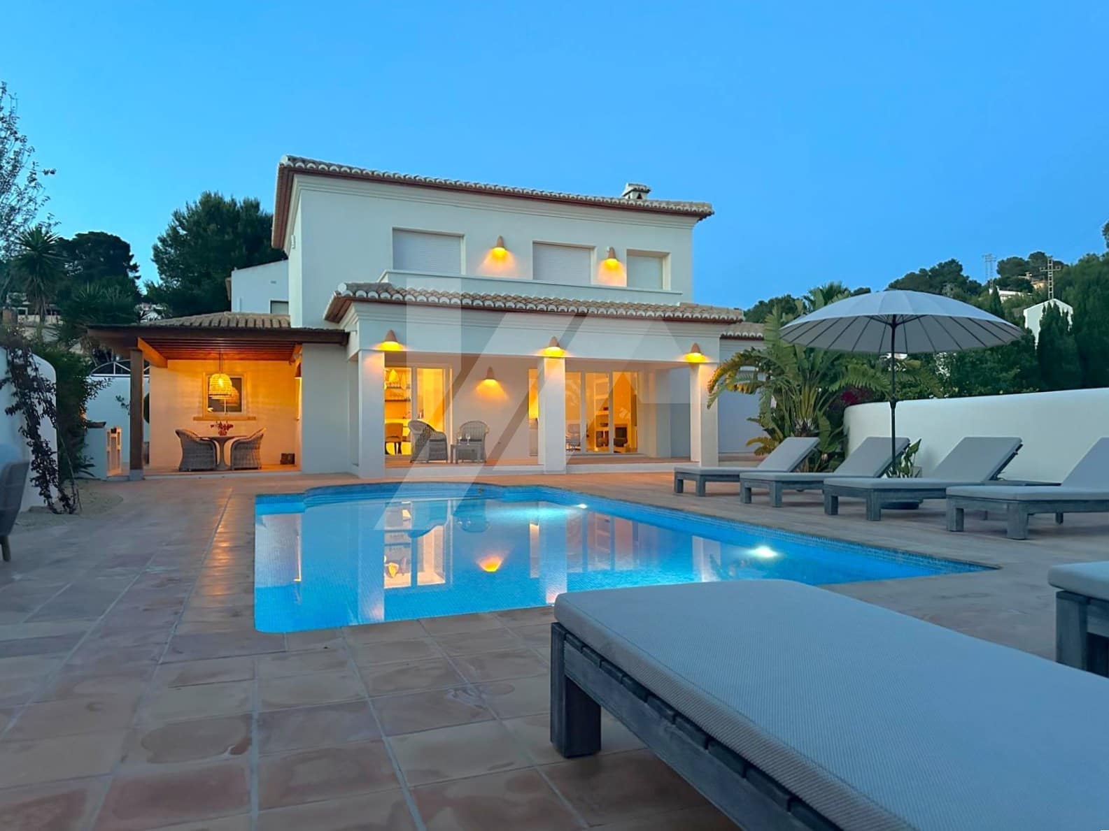 3 bedroom Villa for sale in Benissa with pool garage - € 1,450,000 (Ref: 9935129)