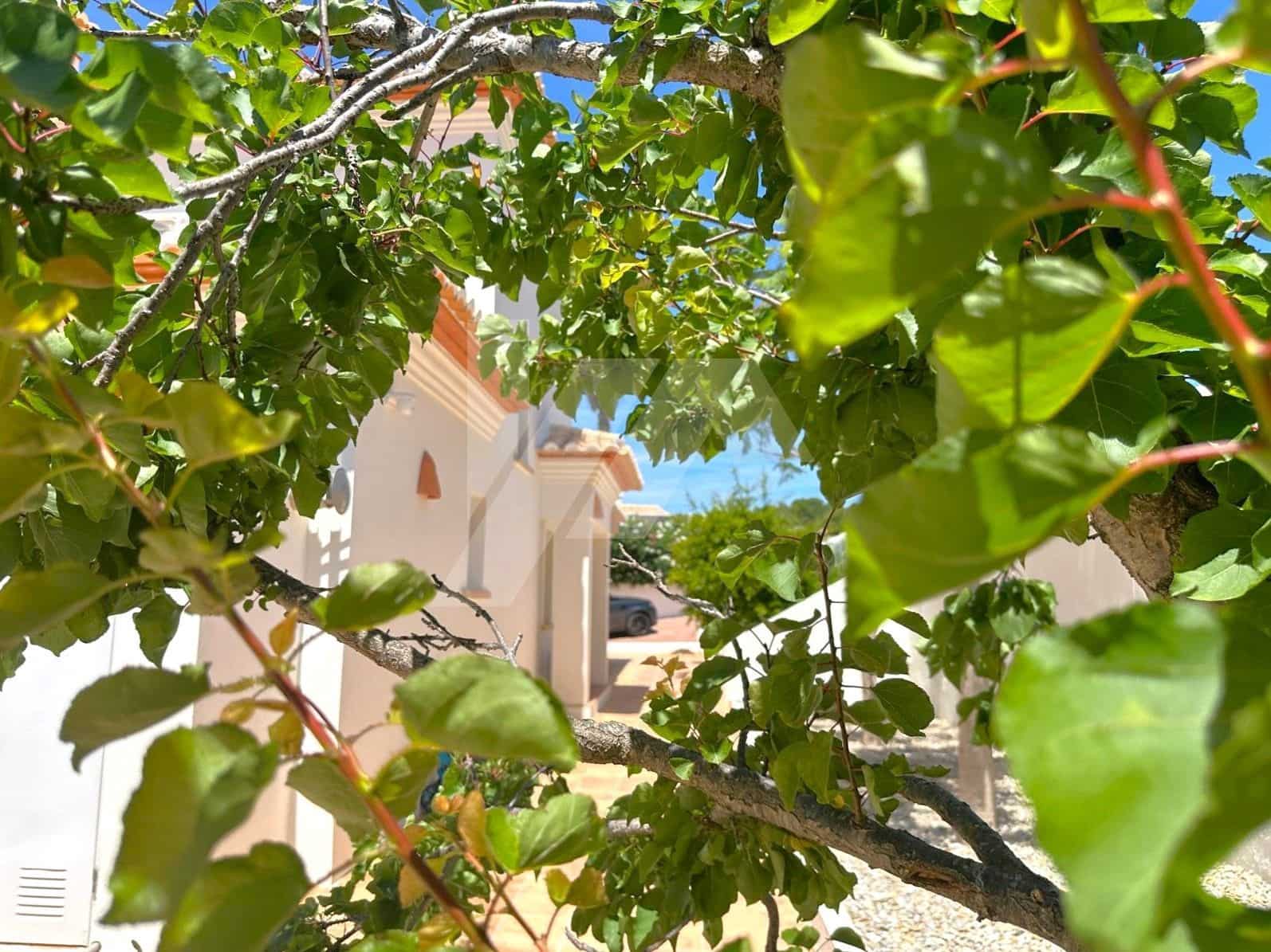 3 bedroom Villa for sale in Benissa with pool garage - € 1,450,000 (Ref: 9935129)