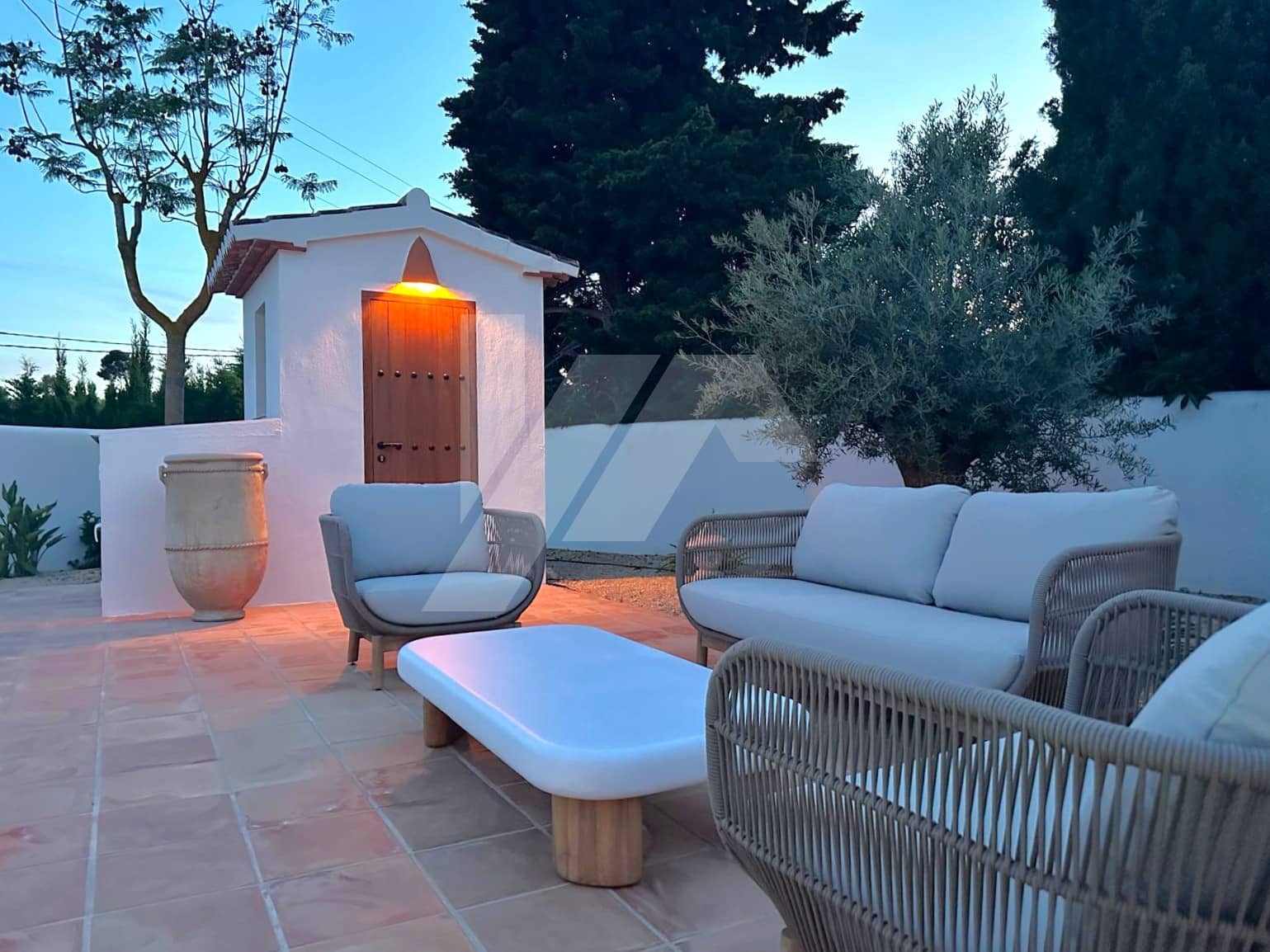 3 bedroom Villa for sale in Benissa with pool garage - € 1,450,000 (Ref: 9935129)