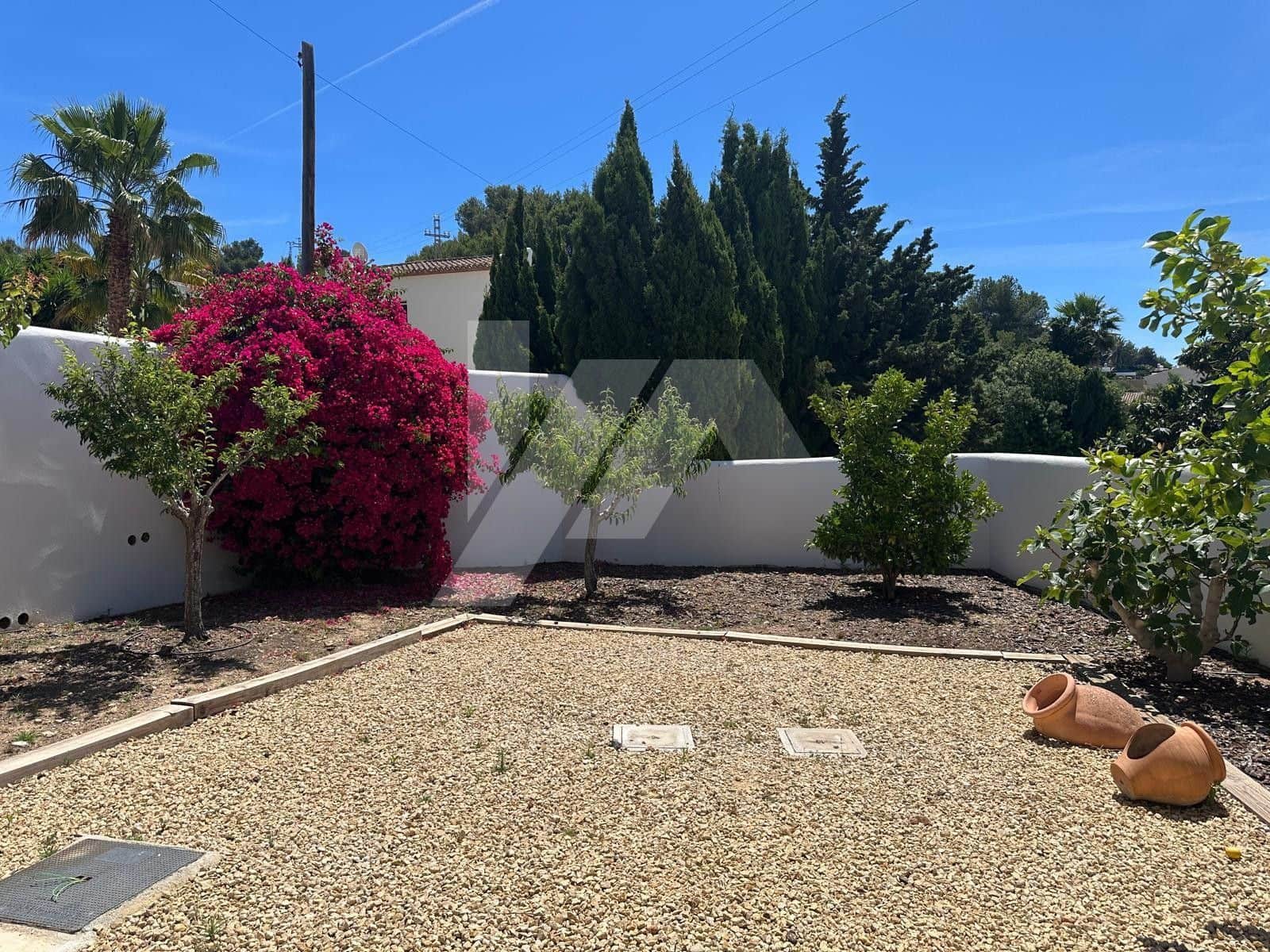 3 bedroom Villa for sale in Benissa with pool garage - € 1,450,000 (Ref: 9935129)