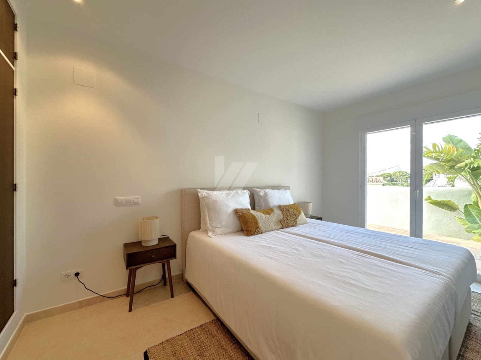 3 bedroom Villa for sale in Benissa with pool garage - € 1,450,000 (Ref: 9935129)