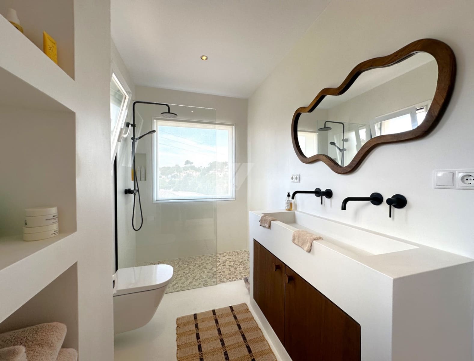 3 bedroom Villa for sale in Benissa with pool garage - € 1,450,000 (Ref: 9935129)