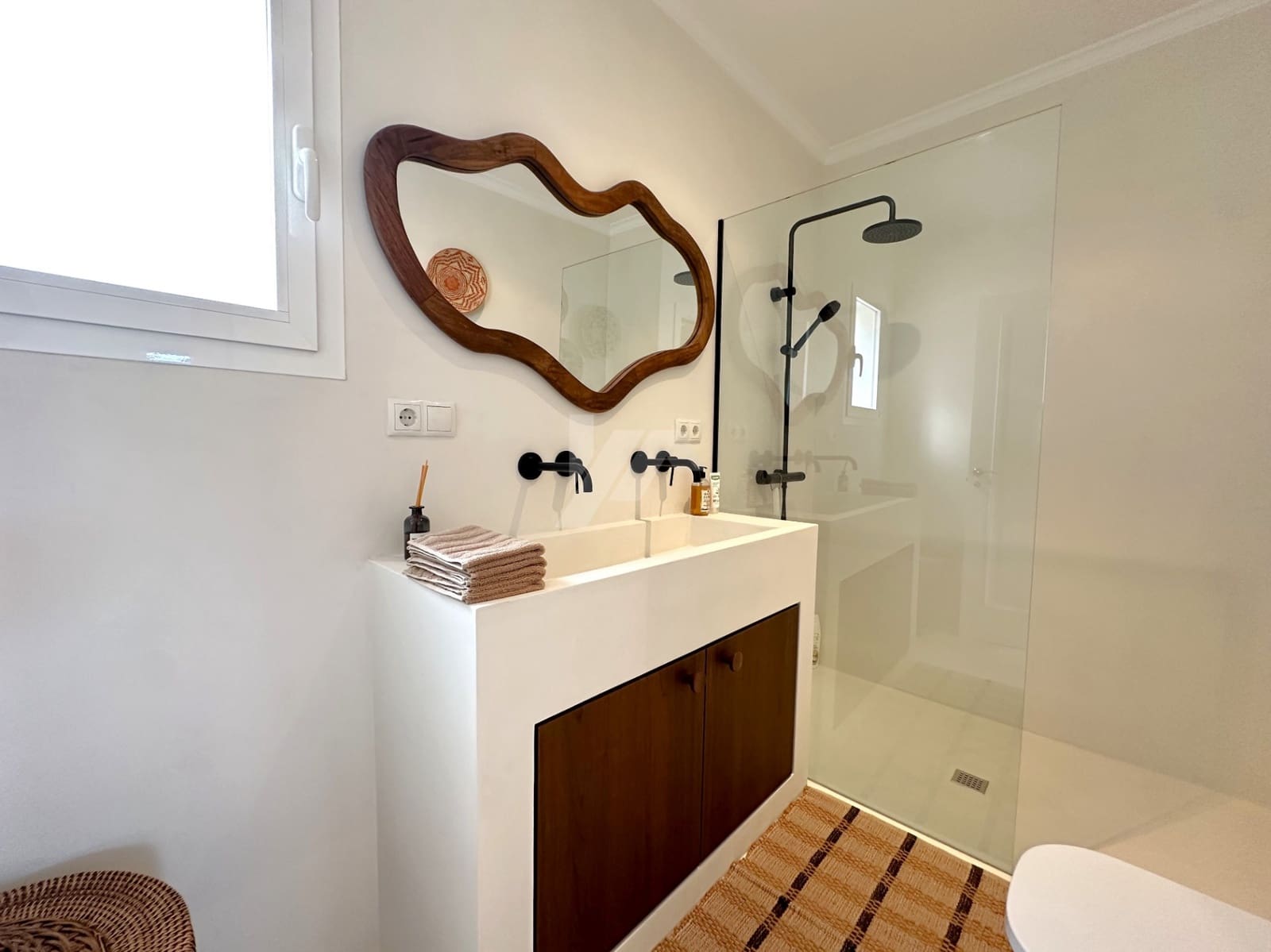 3 bedroom Villa for sale in Benissa with pool garage - € 1,450,000 (Ref: 9935129)
