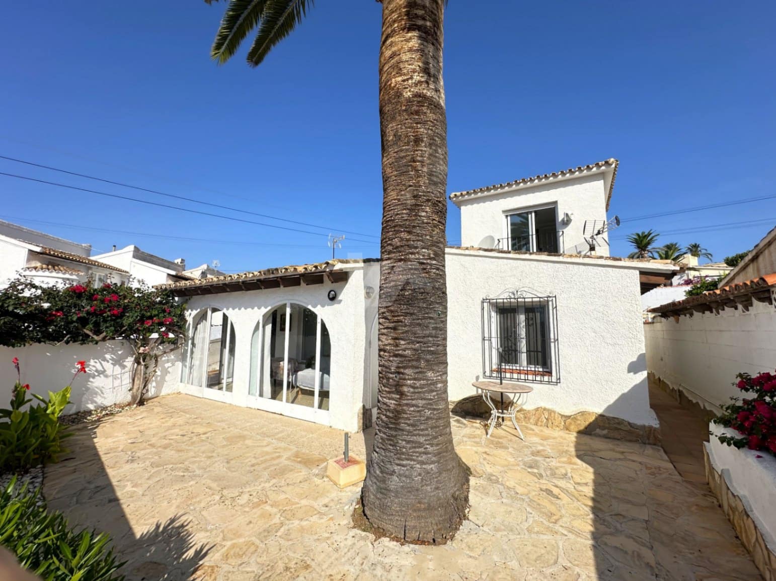3 quarto Moradia para venda em Moraira com piscina - 350 000 € (Ref: 9936703)