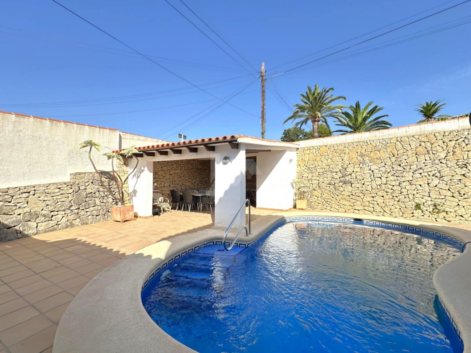 3 quarto Moradia para venda em Moraira com piscina - 350 000 € (Ref: 9936703)