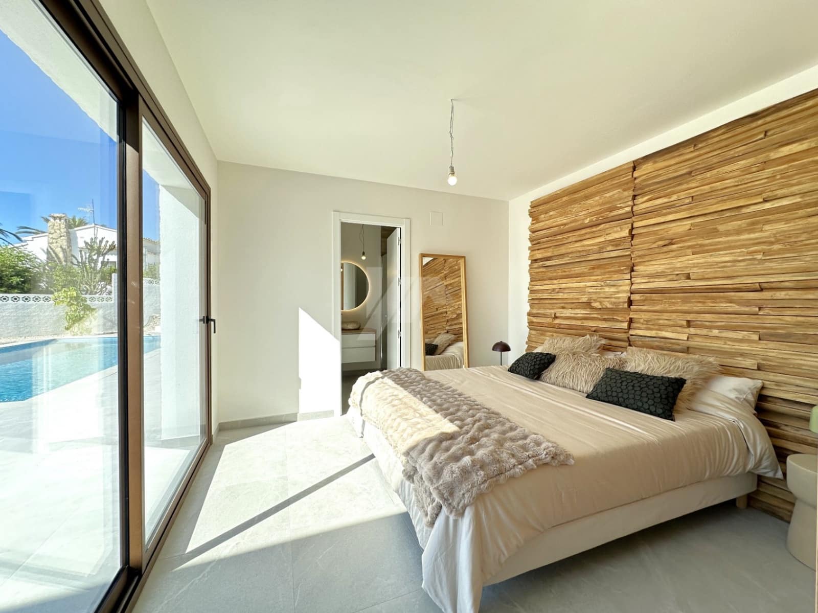 4 sypialnia Willa na sprzedaż w Moraira z basenem garażem - 1 450 000 € (Ref: 9944718)