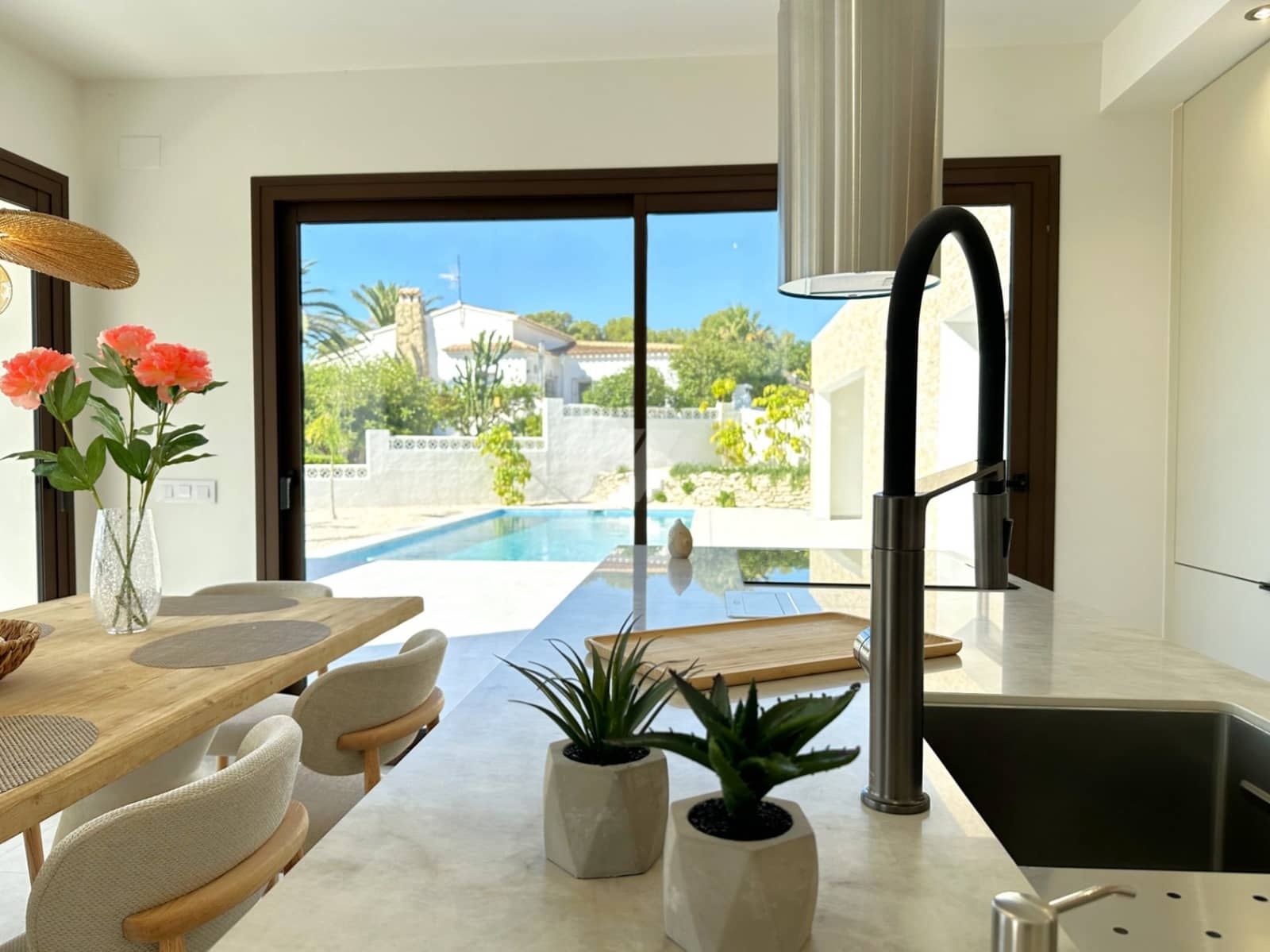 4 sypialnia Willa na sprzedaż w Moraira z basenem garażem - 1 450 000 € (Ref: 9944718)