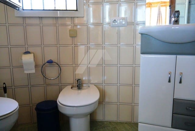 6 bedroom Villa for sale in Calpe / Calp with pool garage - € 590,000 (Ref: 9956545)