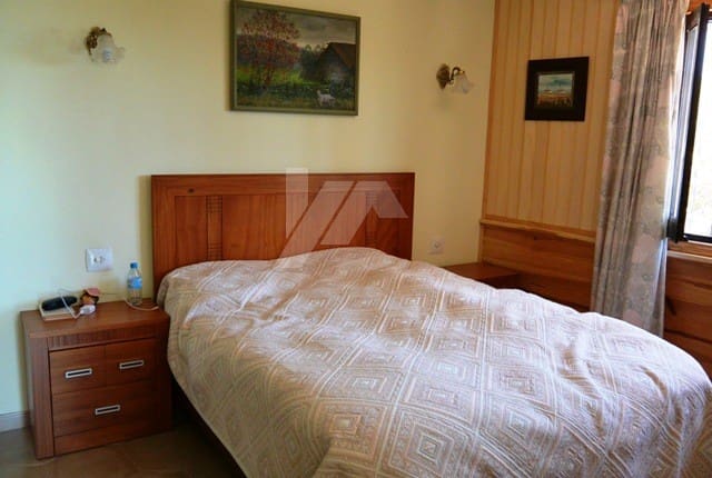 6 bedroom Villa for sale in Calpe / Calp with pool garage - € 590,000 (Ref: 9956545)