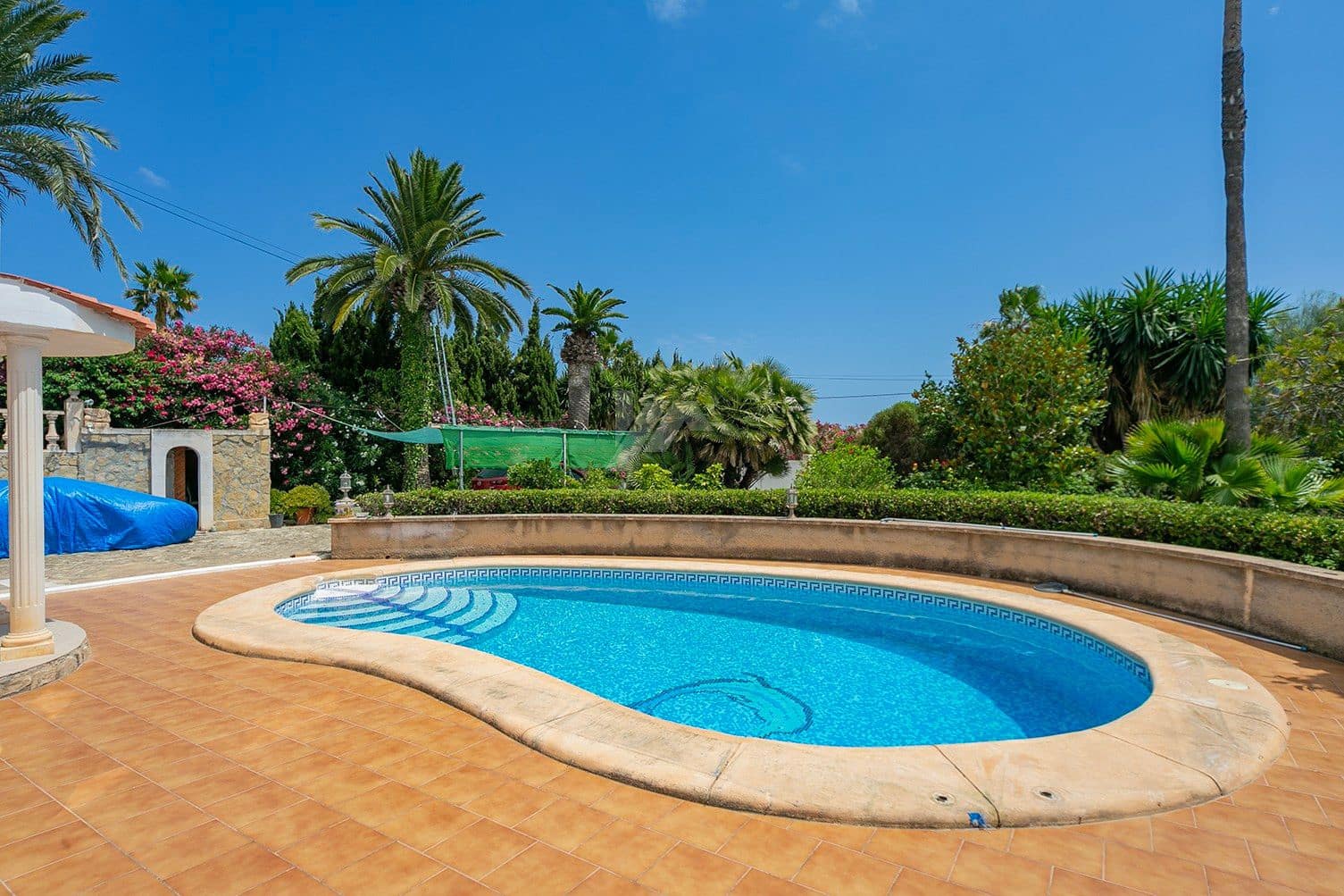 6 bedroom Villa for sale in Calpe / Calp with pool garage - € 590,000 (Ref: 9956545)