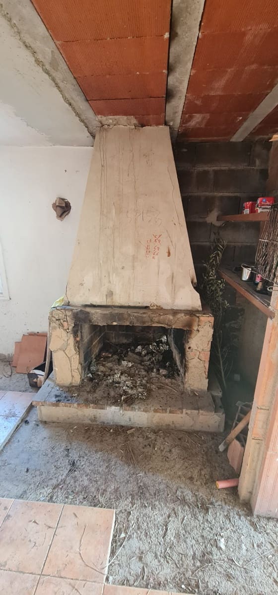 Finca/Landehus til salg i Asco - € 49.000 (Ref: 7374354)