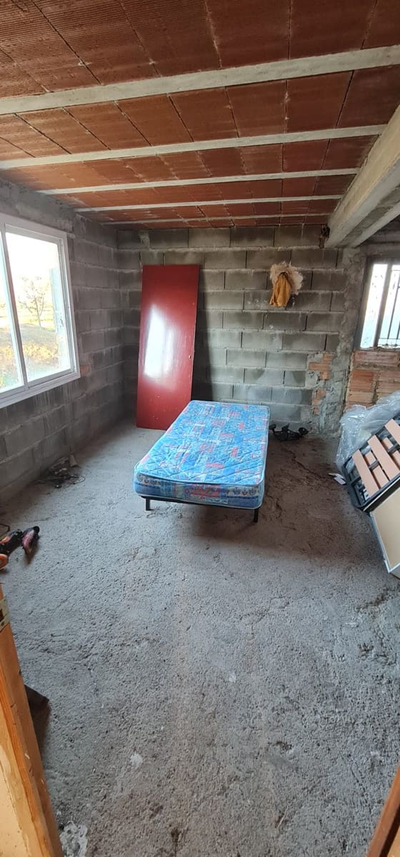 Finca/Landehus til salg i Asco - € 49.000 (Ref: 7374354)