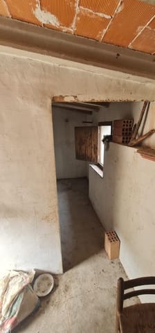 Finca/Casa di Campagna in vendita in La Torre de l'Espanyol - 27.500 € (Rif: 7802772)