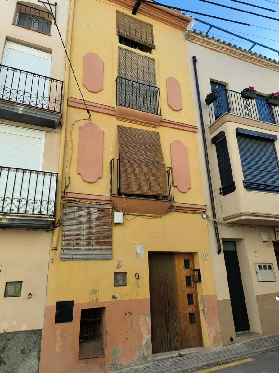 3 soverom Hus til salgs i Tivissa - € 45 000 (Ref: 8149544)