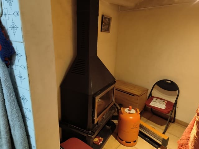 3 bedroom Townhouse for sale in Tivissa - € 45,000 (Ref: 8149544)